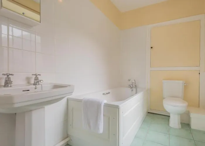 4 Bed In Penrith Oc-sz170 度假居 *