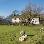 펜션 4 Bed In Penrith Oc-sz170 *