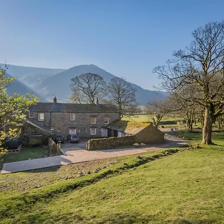 펜션 4 Bed In Penrith Oc-sz170